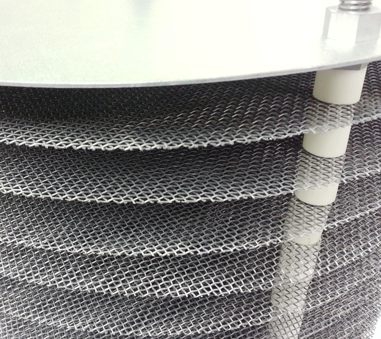 Molybdenum mesh high temperature rack system